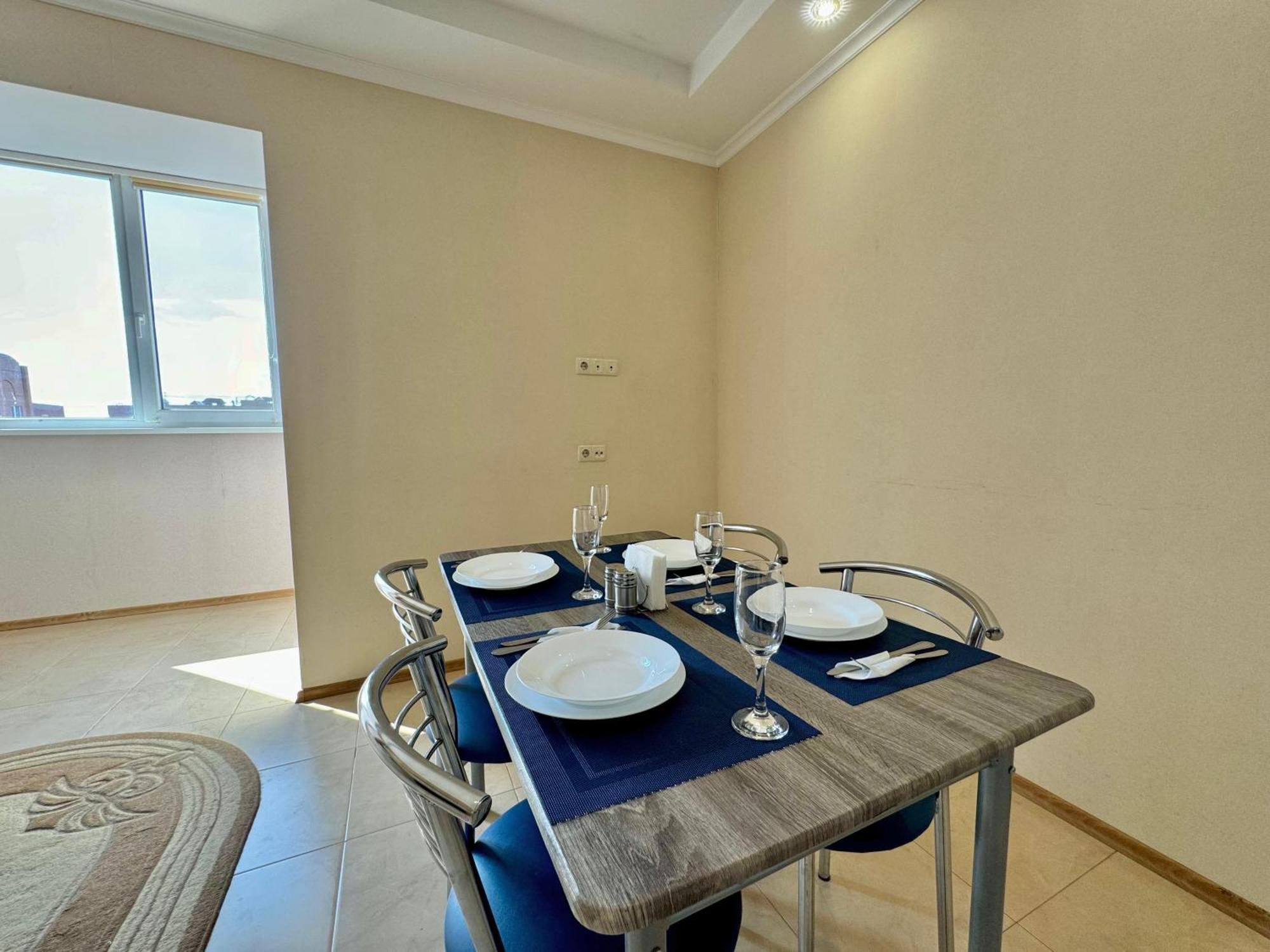 Apartpoltava Світлі Просторі Апартаменти 80М2 , 2-Окремі Кімнати, Новобудова Центр Чек Банківський Exterior foto