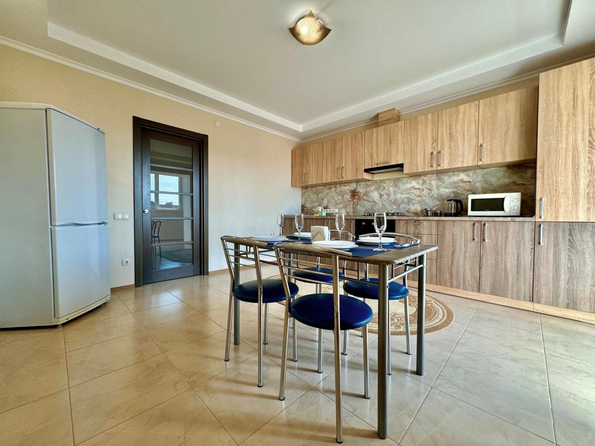 Apartpoltava Світлі Просторі Апартаменти 80М2 , 2-Окремі Кімнати, Новобудова Центр Чек Банківський Exterior foto